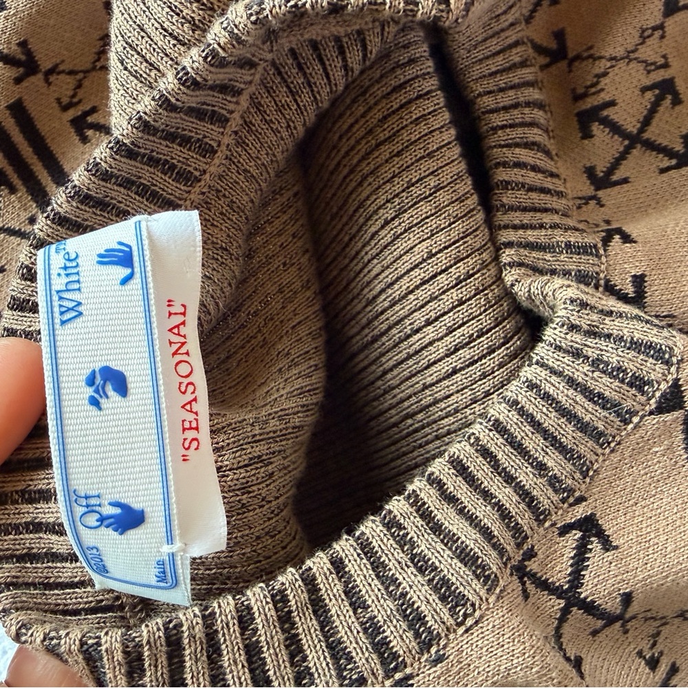 OFF-WHITE MONOGRAM TOP - Picture 6 of 6